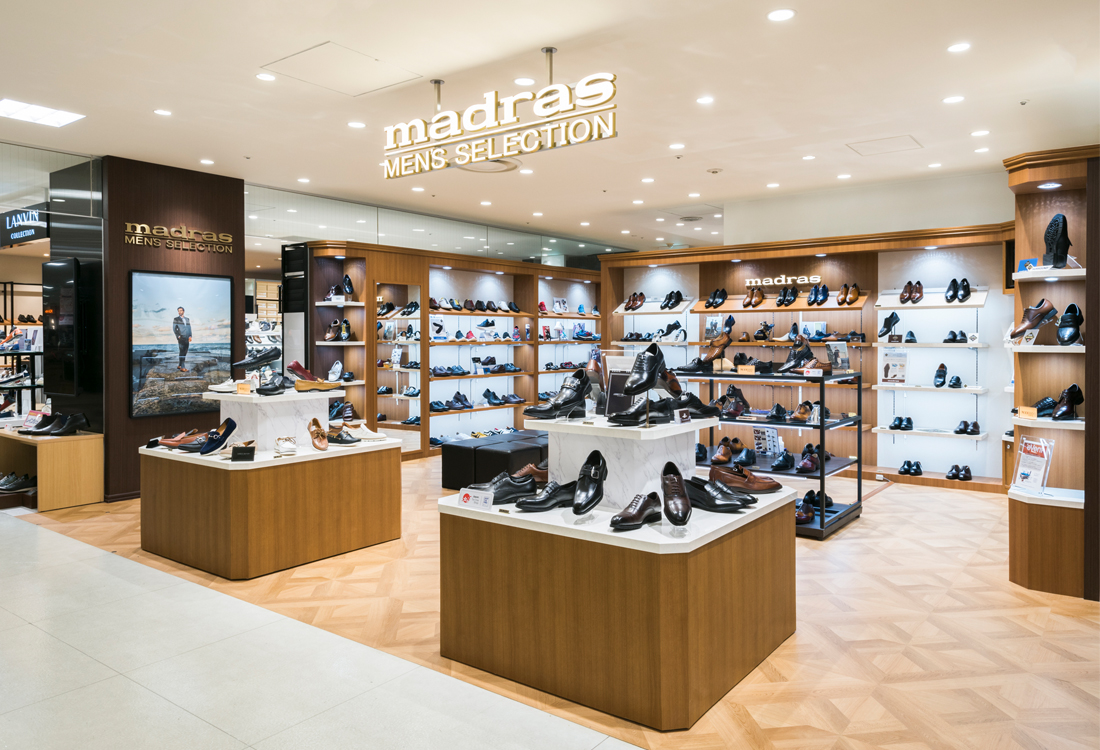 Shoe Store On2 Architects